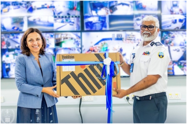Ms. Cristina Iampieri, Head of the PCCP handing over equipment to Mr. Ibrahim Mafaaz, Deputy Commissioner of Maldives Customs Service.